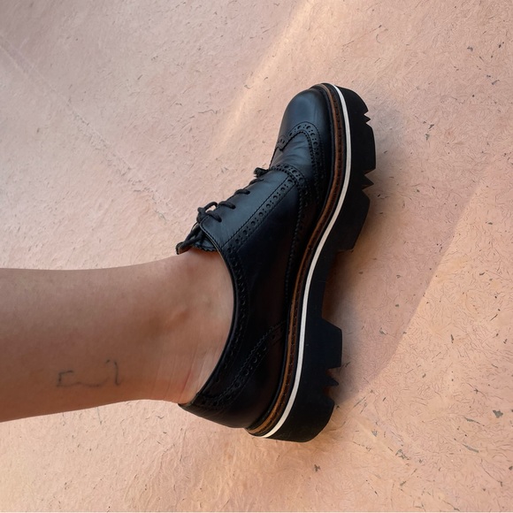 Original Italian-made leather loafers by Pollini - Picture 2 of 4